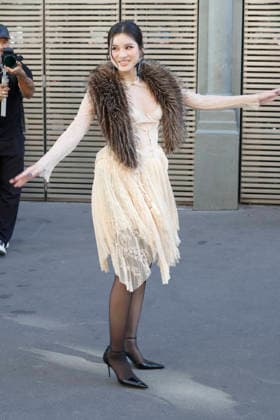 Guest at the Zimmermann Women’s Ready-to-Wear Spring Summer 2027 Collection fashion show during Paris Fashion Week on October 5, 2026. Christophe Aubert, Bestimage. Celebrities at the Zimmermann Women’s Ready-to-Wear Spring Summer 2027 Collection fashion show during Paris Fashion Week, October 5, 2026, Paris, France  Copyright: xChristophexAubertx xBestimagexChristophexAubertx xBestimagex