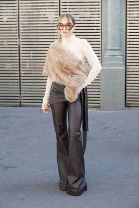 Camille Razat at the Zimmermann Women s Ready-to-Wear Spring Summer 2027 Collection fashion show during Paris Fashion Week on October 5, 2026. Christophe Aubert, Bestimage. Celebrities at the Zimmermann Women s Ready-to-Wear Spring Summer 2027 Collection fashion show during Paris Fashion Week, October 5, 2026, Paris, France  Copyright: xChristophexAubertx xBestimagexChristophexAubertx xBestimagex