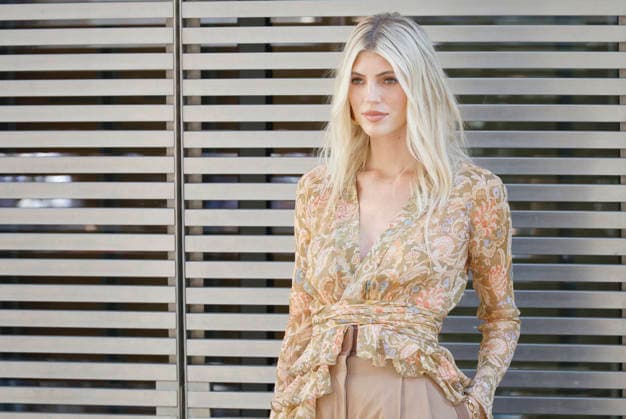 Devon Windsor at the Zimmermann Women’s Ready-to-Wear Spring Summer 2027 Collection fashion show during Paris Fashion Week on October 5, 2026. Christophe Aubert, Bestimage. Celebrities at the Zimmermann Women’s Ready-to-Wear Spring Summer 2027 Collection fashion show during Paris Fashion Week, October 5, 2026, Paris, France  Copyright: xChristophexAubertx xBestimagexChristophexAubertx xBestimagex