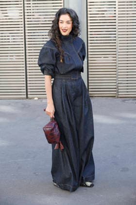 Guest at the Zimmermann Women’s Ready-to-Wear Spring Summer 2027 Collection fashion show during Paris Fashion Week on October 5, 2026. Christophe Aubert, Bestimage. Celebrities at the Zimmermann Women’s Ready-to-Wear Spring Summer 2027 Collection fashion show during Paris Fashion Week, October 5, 2026, Paris, France  Copyright: xChristophexAubertx xBestimagexChristophexAubertx xBestimagex