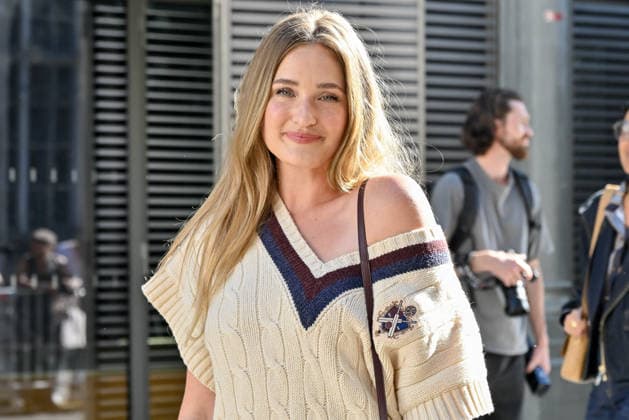 PFW Zimmermann Outside Arrivals AJ Michalka arriving at Zimmermann show during Paris Fashion Week, in Paris, France on 5 October 2026. Photo by Julien Reynaud APS-Medias ABACAPRESS.COM Paris France  Copyright: xReynaudxJulien APS-Medias ABACAx