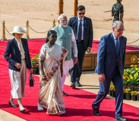 Ceremonial reception for Swiss President Guy Parmelin New Delhi, Oct 05 (ANI): Swiss Confederation President Guy Parmelin, along with his wife, Caroline Merotto, President Droupadi Murmu and Prime Minister Narendra Modi, during a ceremonial reception at the Forecourt of Rashtrapati Bhavan, in New Delhi on Monday. NEW DELHI Delhi India Copyright: xANIx ANI_20261005052