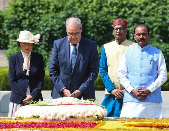 Swiss President Guy Parmelin pays tribute at Rajghat New Delhi, Oct 05 (ANI): Swiss Confederation President Guy Parmelin and his wife Caroline Merotto pay tribute to Mahatma Gandhi at Rajghat, in New Delhi on Monday. MoS Ajay Tamta and others also present. NEW DELHI Delhi India Copyright: xANIx ANI_20261005115