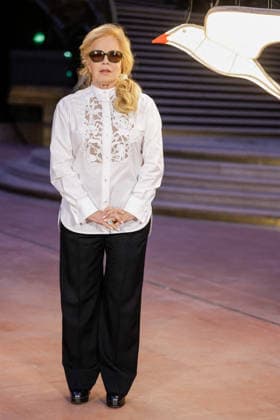 Sylvie Vartan at the photocall for the Chanel Women s Ready-to-Wear Spring Summer 2027 show during Paris Fashion Week (PFW) at the Grand Palais in Paris, France, on October 5, 2026. Olivier Borde, Bestimage. Photocall at the Chanel Women’s Ready-to-Wear Spring Summer 2027 show as part of Paris Fashion Week on October 5, 2026, in Paris, France. Paris, France  Copyright: xOLIVIERxBORDEx xBESTIMAGExOLIVIERxBORDEx xBESTIMAGEx