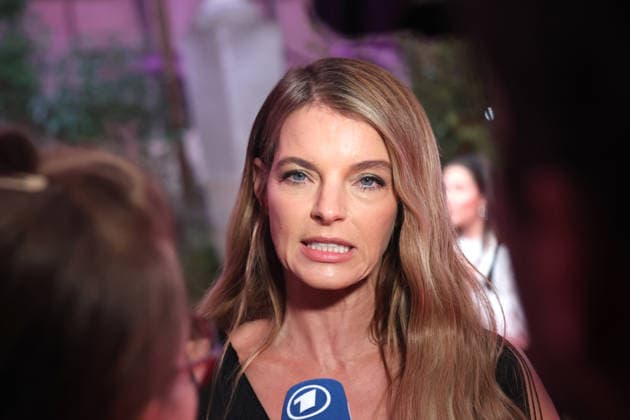 Verleihung der First Steps Awards 2026 in Berlin Berlin, 05.10.2026 Yvonne Catterfeld bei der Verleihung der First Steps Awards im Theater des Westens in Berlin Berlin Deutschland Copyright: xMatthiasxGränzdörferx