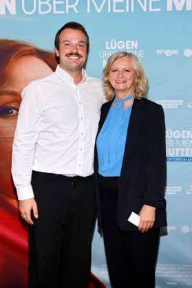 Schauspielerin Johanna Gastdorf und ihr Sohn Leo Gastdorf beim Screening des Films Lügen über meine Mutter im Weißhauskino. Köln, 05.10.2026 NRW Deutschland Copyright: xChristophxHardtx