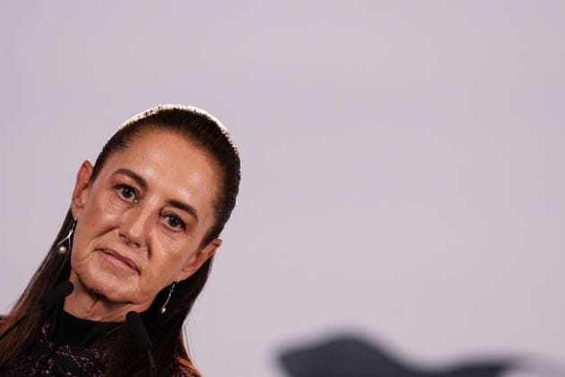 October 5, 2026: TO-45353- Ciudad de M& xe9;xico. 2026-10 -05. Claudia Sheinbaum Pardo, President of Mexico, during the daily morning press conference in the Treasury Room of the National Palace in Mexico City. Alejandro God& xcd;nez Clasos.com.mx - ZUMAcs4_ 20261005_faa_cs4_036 Copyright: xAlejandroxGod& Xed;Nezx
