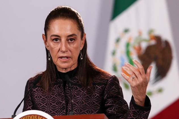 October 5, 2026: TO-45353- Ciudad de M& xe9;xico. 2026-10 -05. Claudia Sheinbaum Pardo, President of Mexico, during the daily morning press conference in the Treasury Room of the National Palace in Mexico City. Alejandro God& xcd;nez Clasos.com.mx - ZUMAcs4_ 20261005_faa_cs4_060 Copyright: xAlejandroxGod& Xed;Nezx