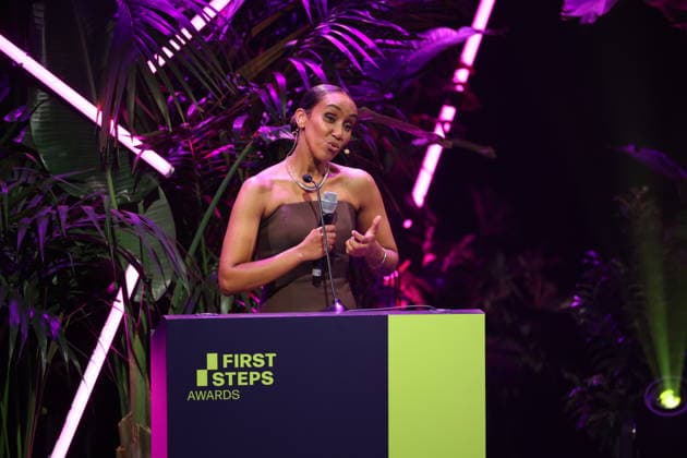 FIRST STEPS 2026 Götz George Nachwuchspreis Laudatio: Hadnet Tesfai Preisverleihung auf der Buehne bei der FIRST STEPS 2026 Verleihung im Theater des Westens in Berlin Copyright: xEventpressxFuhrx