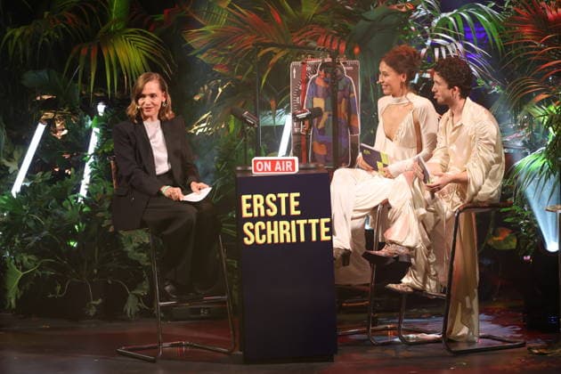 FIRST STEPS 2026 Moderator:innen Malaya Maximilian und Big Audience Award Laudatio: Magdalena Prosteder ( Preisverleihung auf der Buehne bei der FIRST STEPS 2026 Verleihung im Theater des Westens in Berlin Copyright: xEventpressxFuhrx