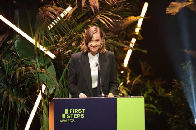 FIRST STEPS 2026 Big Audience Award Laudatio: Magdalena Prosteder Preisverleihung auf der Buehne bei der FIRST STEPS 2026 Verleihung im Theater des Westens in Berlin Copyright: xEventpressxFuhrx