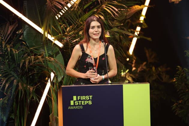 FIRST STEPS 2026 Big Audience Award: Gewinnerbuch: OPERATION OBERLAND von Patricia SchuÌˆtz Preisverleihung auf der Buehne bei der FIRST STEPS 2026 Verleihung im Theater des Westens in Berlin Copyright: xEventpressxFuhrx