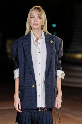 Angèle at the photocall for the Chanel Spring Summer 2027 Women’s Ready-to-Wear Collection show during Paris Fashion Week (PFW) at the Grand Palais in Paris, France, on October 5, 2026. Olivier Borde, Bestimage. Photocall at the Chanel Women’s Ready-to-Wear Spring Summer 2027 show as part of Paris Fashion Week on October 5, 2026, in Paris, France. Paris, France  Copyright: xOLIVIERxBORDEx xBESTIMAGExOLIVIERxBORDEx xBESTIMAGEx