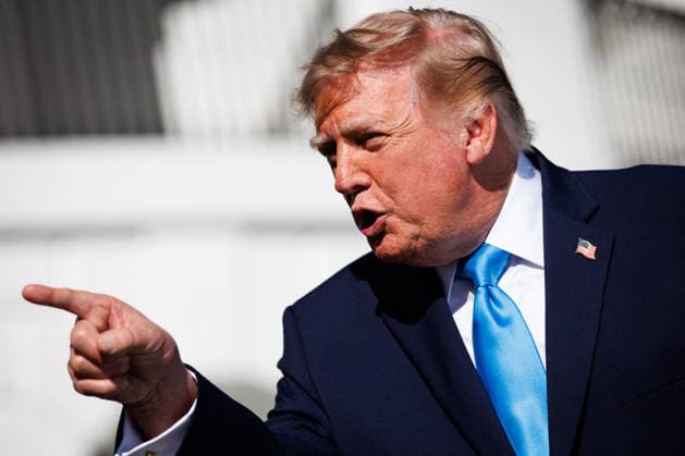 DC: President Trump Departs the White House President Donald Trump speaks to reporters on the South Lawn before departing the White House in Marine One on October 5, 2026 in Washington, D.C. Trump is heading to Grand Island, Nebraska where he will speak at a rally for Republican Senator Pete Ricketts. (Photo by Samuel Corum Pool ABACAPRESS.COM) Washington DC United States  Copyright: xPool ABACAx