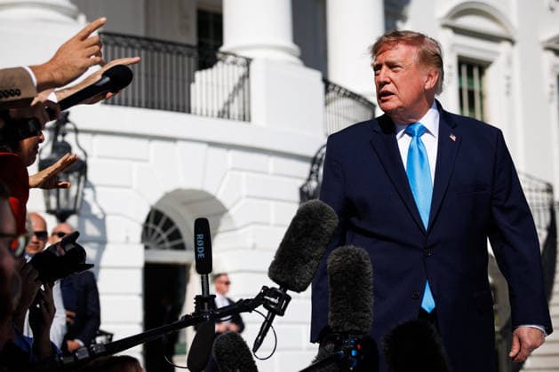 DC: President Trump Departs the White House President Donald Trump speaks to reporters on the South Lawn before departing the White House in Marine One on October 5, 2026 in Washington, D.C. Trump is heading to Grand Island, Nebraska where he will speak at a rally for Republican Senator Pete Ricketts. (Photo by Samuel Corum Pool ABACAPRESS.COM) Washington DC United States  Copyright: xPool ABACAx