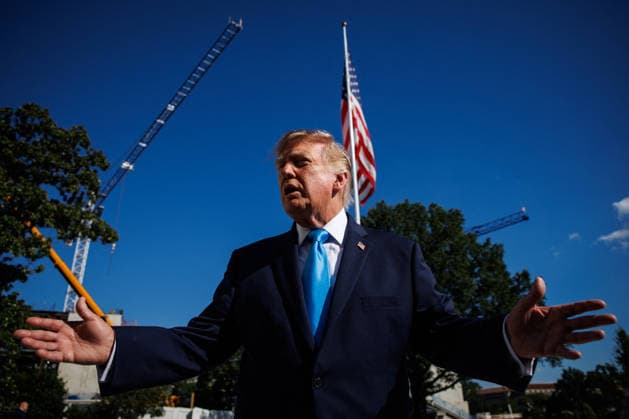 DC: President Trump Departs the White House President Donald Trump speaks to reporters on the South Lawn before departing the White House in Marine One on October 5, 2026 in Washington, D.C. Trump is heading to Grand Island, Nebraska where he will speak at a rally for Republican Senator Pete Ricketts. (Photo by Samuel Corum Pool ABACAPRESS.COM) Washington DC United States  Copyright: xPool ABACAx