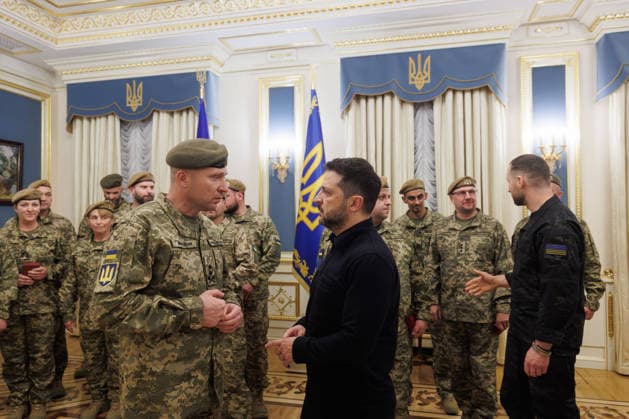 Zelenskyy Presents Territorial Defense Warriors with State Awards President of Ukraine Volodymyr Zelenskyy Presents Territorial Defense Warriors with State Awards in Kyiv, Ukraine on 5 October 2026, Credit:Office of the President of Ukraine B66 Avalon Kyiv, Ukraine  Copyright: xOfficexofxthexPresidentxofxUkrainex xB66x xAvalonx 1140815259