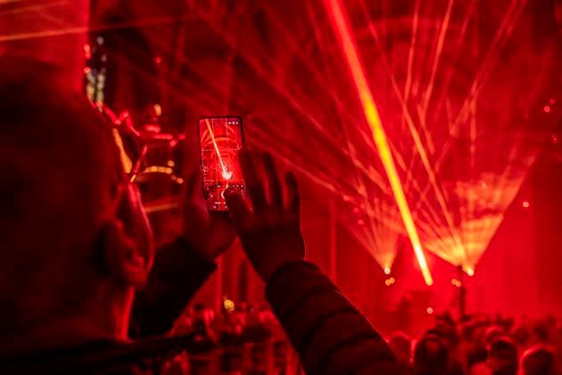 Essen Light Festival, in der Innenstadt, Licht & Segen Lumen Cantus, Musiksynchrone Lasershow im Essener Dom, von Lichtdesigner Manfred Olma, zu live Orgelmusik, NRW, Deutschland, Essen Light Festival