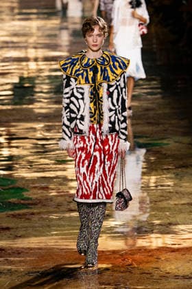 PFW Chanel - Runway LZ Models walk the runway during the Chanel Womenswear Spring Summer 2027 show as part of Paris Fashion Week on October 05, 2026 at Rolland Garros in Paris, France. Photo by Laurent Zabulon ABACAPRESS.COM  Copyright: xZabulonxLaurent ABACAx