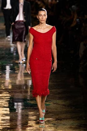 PFW Chanel - Runway LZ Models walk the runway during the Chanel Womenswear Spring Summer 2027 show as part of Paris Fashion Week on October 05, 2026 at Rolland Garros in Paris, France. Photo by Laurent Zabulon ABACAPRESS.COM  Copyright: xZabulonxLaurent ABACAx