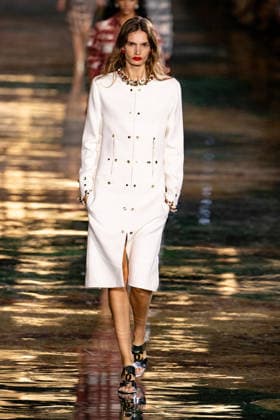 PFW Chanel - Runway LZ Models walk the runway during the Chanel Womenswear Spring Summer 2027 show as part of Paris Fashion Week on October 05, 2026 at Rolland Garros in Paris, France. Photo by Laurent Zabulon ABACAPRESS.COM  Copyright: xZabulonxLaurent ABACAx