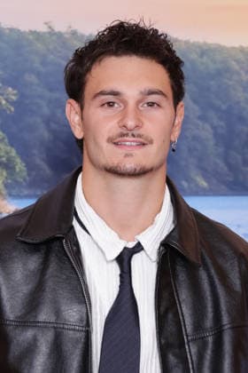 La Maison De Nos Reves Premiere - Paris Adrien Gabeulet attends the photocall for the premiere of La Maison De Nos Reves held at the Grand Rex Cinema in Paris, France on October 5, 2026. Photo by David Boyer ABACAPRESS.COM Paris France  Copyright: xBoyerxDavid ABACAx