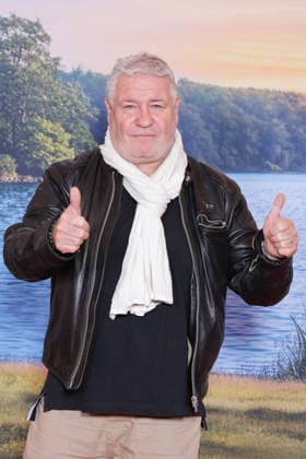 La Maison De Nos Reves Premiere - Paris Ludovic Berthillot attends the photocall for the premiere of La Maison De Nos Reves held at the Grand Rex Cinema in Paris, France on October 5, 2026. Photo by David Boyer ABACAPRESS.COM Paris France  Copyright: xBoyerxDavid ABACAx