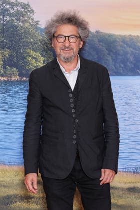 La Maison De Nos Reves Premiere - Paris Radu Mihaileanu attends the photocall for the premiere of La Maison De Nos Reves held at the Grand Rex Cinema in Paris, France on October 5, 2026. Photo by David Boyer ABACAPRESS.COM Paris France  Copyright: xBoyerxDavid ABACAx