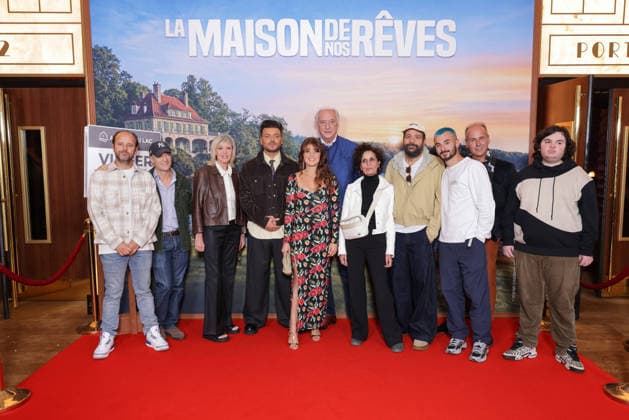 La Maison De Nos Reves Premiere - Paris guest, Jonathan Lambert, Chantal Ladesou, Kev Adams, Camille Aguilar, Bernard Farcy, Muriel Combeau, Guillaume Bouchède, Julien Vinh, guest and guest attend the photocall for the premiere of La Maison De Nos Reves held at the Grand Rex Cinema in Paris, France on October 5, 2026. Photo by David Boyer ABACAPRESS.COM Paris France  Copyright: xBoyerxDavid ABACAx