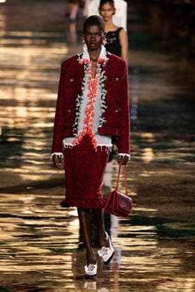 PFW Chanel - Runway LZ Models walk the runway during the Chanel Womenswear Spring Summer 2027 show as part of Paris Fashion Week on October 05, 2026 at Rolland Garros in Paris, France. Photo by Laurent Zabulon ABACAPRESS.COM  Copyright: xZabulonxLaurent ABACAx