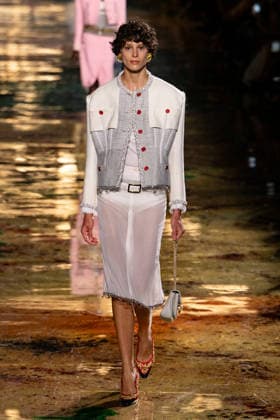 PFW Chanel - Runway LZ Models walk the runway during the Chanel Womenswear Spring Summer 2027 show as part of Paris Fashion Week on October 05, 2026 at Rolland Garros in Paris, France. Photo by Laurent Zabulon ABACAPRESS.COM  Copyright: xZabulonxLaurent ABACAx