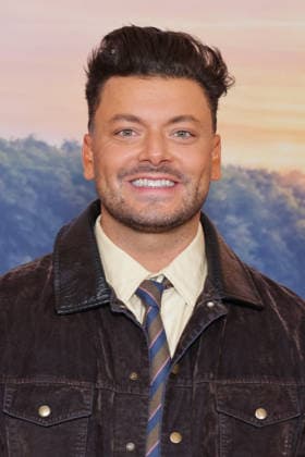 La Maison De Nos Reves Premiere - Paris Kev Adams attends the photocall for the premiere of La Maison De Nos Reves held at the Grand Rex Cinema in Paris, France on October 5, 2026. Photo by David Boyer ABACAPRESS.COM Paris France  Copyright: xBoyerxDavid ABACAx