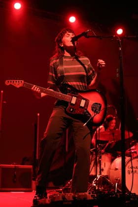 Courtney Barnett bei einem Konzert im Huxleys Neue Welt in Berlin, 5. Oktober 2026. Courtney Barnett Konzert Berlin