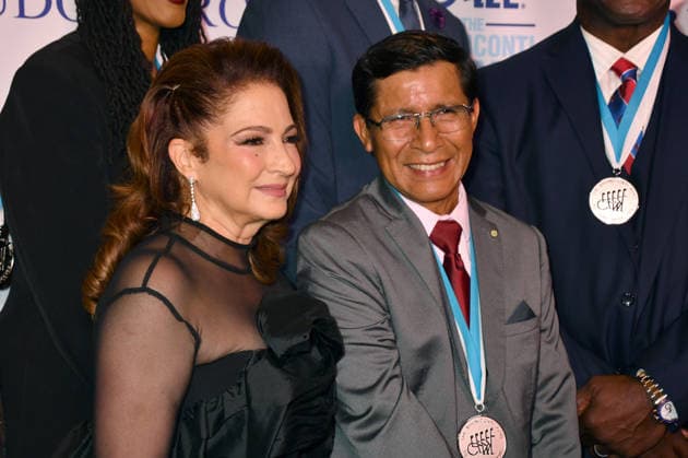 NEW YORK, NY - OCTOBER 5: Gloria Estefan and Edgar Prado at the 41st Annual Great Sports Legends Dinner on October 5, 2026 at the New York Hilton in New York City. Copyright: xmpi099 MediaPunchx