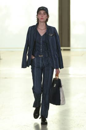 PFW - Agnes B Runway A model walks the runway during the Agnes B Womenswear Spring Summer 2027 show as part of the Paris Fashion Week on October 5, 2026 in Paris, France. Photo by Alain-Gil Gonzalez ABACAPRESS.COM Paris France  Copyright: xGonzalezxAlain-Gil ABACAx