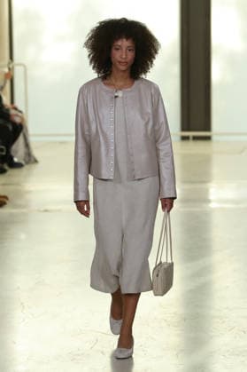 PFW - Agnes B Runway A model walks the runway during the Agnes B Womenswear Spring Summer 2027 show as part of the Paris Fashion Week on October 5, 2026 in Paris, France. Photo by Alain-Gil Gonzalez ABACAPRESS.COM Paris France  Copyright: xGonzalezxAlain-Gil ABACAx