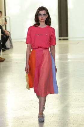 PFW - Agnes B Runway A model walks the runway during the Agnes B Womenswear Spring Summer 2027 show as part of the Paris Fashion Week on October 5, 2026 in Paris, France. Photo by Alain-Gil Gonzalez ABACAPRESS.COM Paris France  Copyright: xGonzalezxAlain-Gil ABACAx