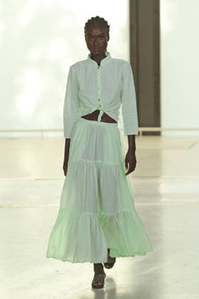 PFW - Agnes B Runway A model walks the runway during the Agnes B Womenswear Spring Summer 2027 show as part of the Paris Fashion Week on October 5, 2026 in Paris, France. Photo by Alain-Gil Gonzalez ABACAPRESS.COM Paris France  Copyright: xGonzalezxAlain-Gil ABACAx