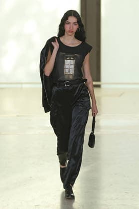 PFW - Agnes B Runway A model walks the runway during the Agnes B Womenswear Spring Summer 2027 show as part of the Paris Fashion Week on October 5, 2026 in Paris, France. Photo by Alain-Gil Gonzalez ABACAPRESS.COM Paris France  Copyright: xGonzalezxAlain-Gil ABACAx