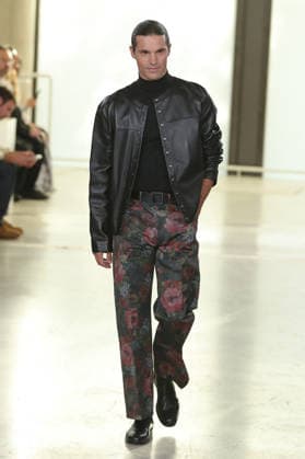 PFW - Agnes B Runway A model walks the runway during the Agnes B Womenswear Spring Summer 2027 show as part of the Paris Fashion Week on October 5, 2026 in Paris, France. Photo by Alain-Gil Gonzalez ABACAPRESS.COM Paris France  Copyright: xGonzalezxAlain-Gil ABACAx