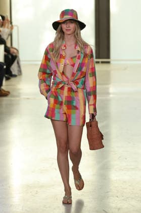 PFW - Agnes B Runway A model walks the runway during the Agnes B Womenswear Spring Summer 2027 show as part of the Paris Fashion Week on October 5, 2026 in Paris, France. Photo by Alain-Gil Gonzalez ABACAPRESS.COM Paris France  Copyright: xGonzalezxAlain-Gil ABACAx