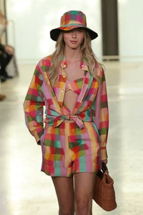 PFW - Agnes B Runway A model walks the runway during the Agnes B Womenswear Spring Summer 2027 show as part of the Paris Fashion Week on October 5, 2026 in Paris, France. Photo by Alain-Gil Gonzalez ABACAPRESS.COM Paris France  Copyright: xGonzalezxAlain-Gil ABACAx