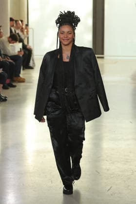 PFW - Agnes B Runway A model walks the runway during the Agnes B Womenswear Spring Summer 2027 show as part of the Paris Fashion Week on October 5, 2026 in Paris, France. Photo by Alain-Gil Gonzalez ABACAPRESS.COM Paris France  Copyright: xGonzalezxAlain-Gil ABACAx