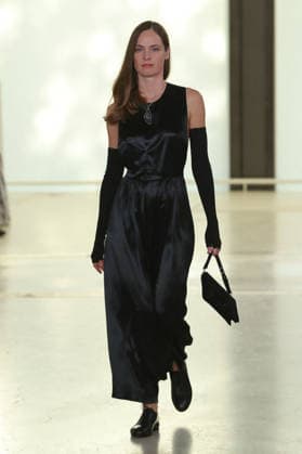 PFW - Agnes B Runway A model walks the runway during the Agnes B Womenswear Spring Summer 2027 show as part of the Paris Fashion Week on October 5, 2026 in Paris, France. Photo by Alain-Gil Gonzalez ABACAPRESS.COM Paris France  Copyright: xGonzalezxAlain-Gil ABACAx