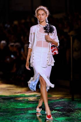 PFW - Chanel Runway A model walks the runway during the Chanel Womenswear Spring Summer 2027 show as part of Paris Fashion Week on October 05, 2026 in Paris, France. Photo by Franck Castel ABACAPRESS.COM Paris France  Copyright: xCastelxFranck ABACAx