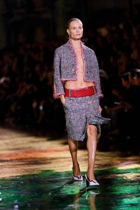 PFW - Chanel Runway A model walks the runway during the Chanel Womenswear Spring Summer 2027 show as part of Paris Fashion Week on October 05, 2026 in Paris, France. Photo by Franck Castel ABACAPRESS.COM Paris France  Copyright: xCastelxFranck ABACAx