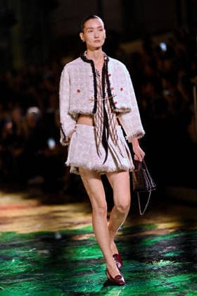 PFW - Chanel Runway A model walks the runway during the Chanel Womenswear Spring Summer 2027 show as part of Paris Fashion Week on October 05, 2026 in Paris, France. Photo by Franck Castel ABACAPRESS.COM Paris France  Copyright: xCastelxFranck ABACAx