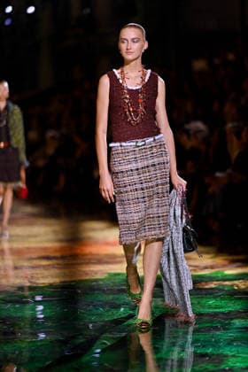 PFW - Chanel Runway A model walks the runway during the Chanel Womenswear Spring Summer 2027 show as part of Paris Fashion Week on October 05, 2026 in Paris, France. Photo by Franck Castel ABACAPRESS.COM Paris France  Copyright: xCastelxFranck ABACAx