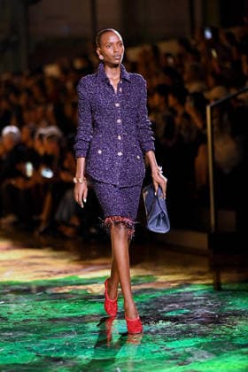 PFW - Chanel Runway A model walks the runway during the Chanel Womenswear Spring Summer 2027 show as part of Paris Fashion Week on October 05, 2026 in Paris, France. Photo by Franck Castel ABACAPRESS.COM Paris France  Copyright: xCastelxFranck ABACAx