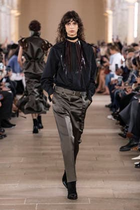 Sacai PAP Spring Summer 2027 fashion show at the Grand Palais in Paris during Fashion Week on October 5, 2026, Paris, France  Copyright: xAgencex xBestimagexAgencex xBestimagex